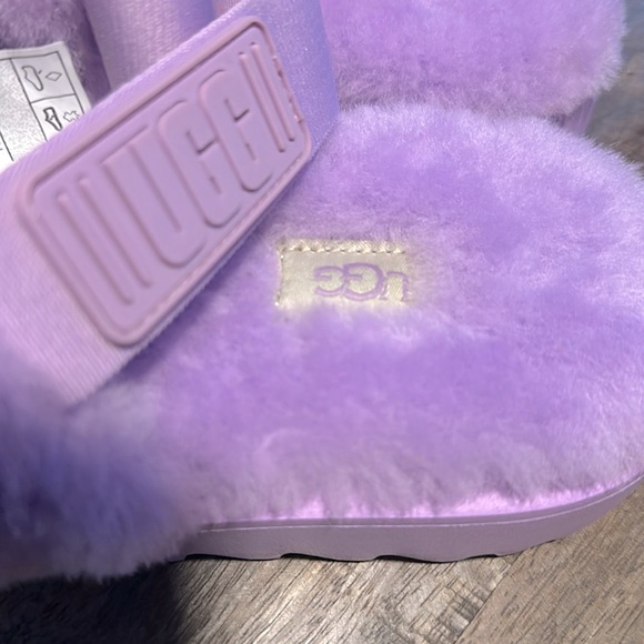 UGG Yeah Fluff Slides - Picture 4 of 6